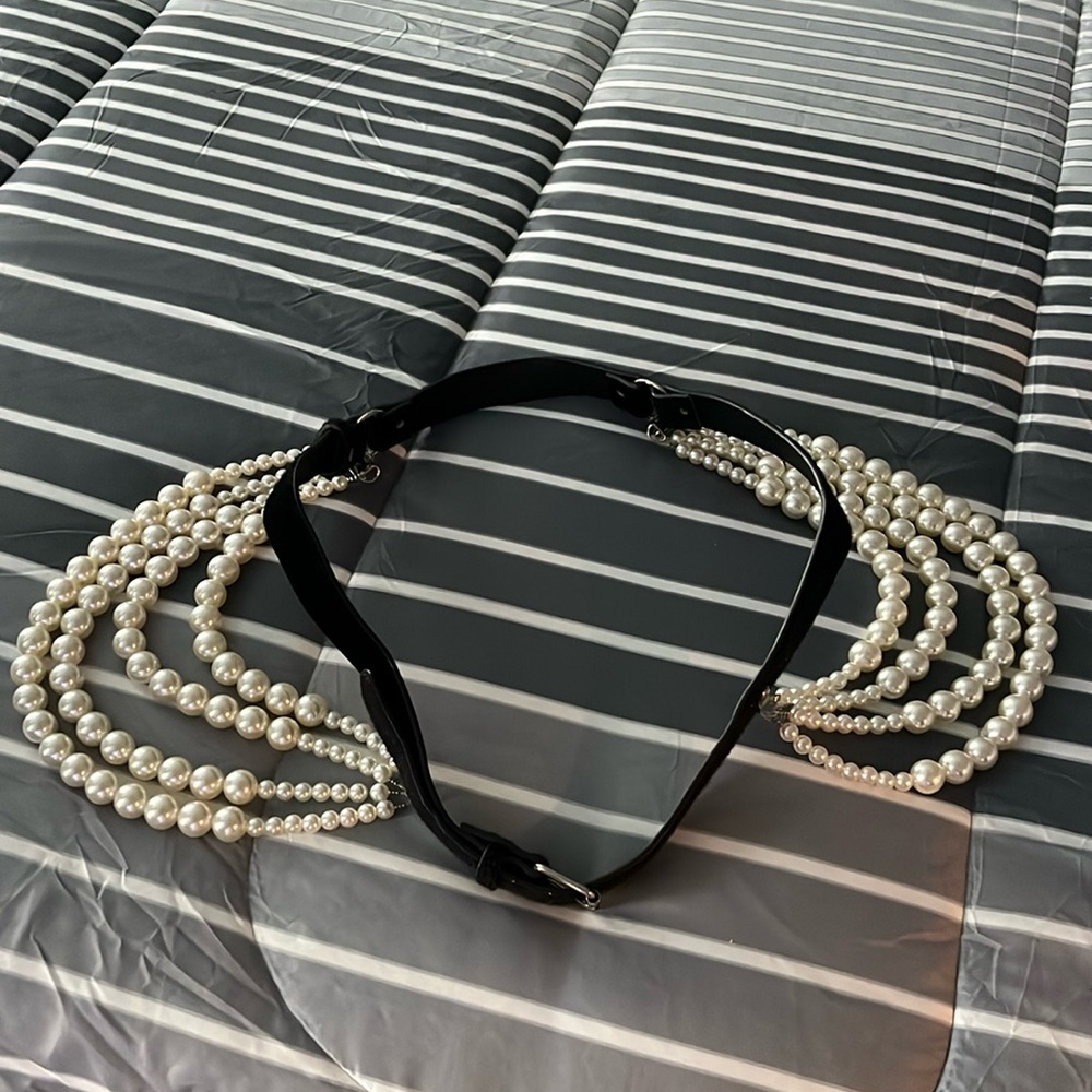Pearl Belt